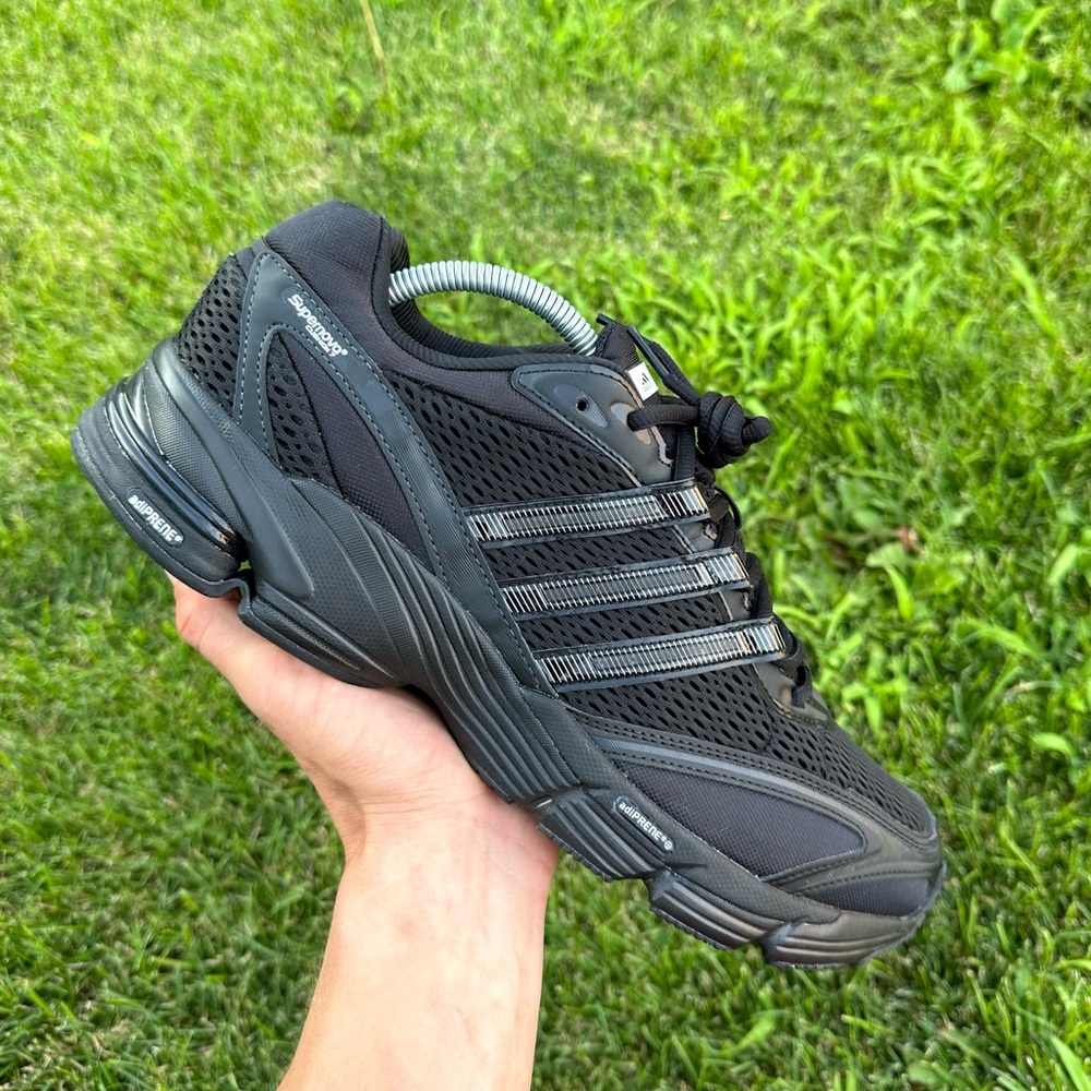 Running shoes Adidas Supernova Cushion 7 Black Carbon Men's 12 size brand new